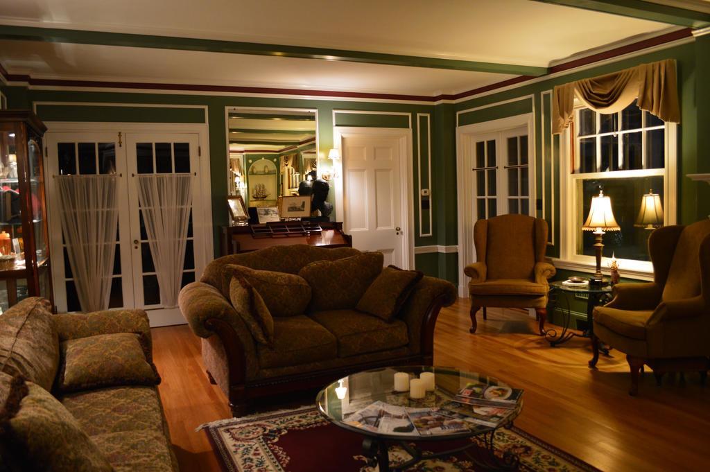 The Brewster Inn Dexter Bagian luar foto