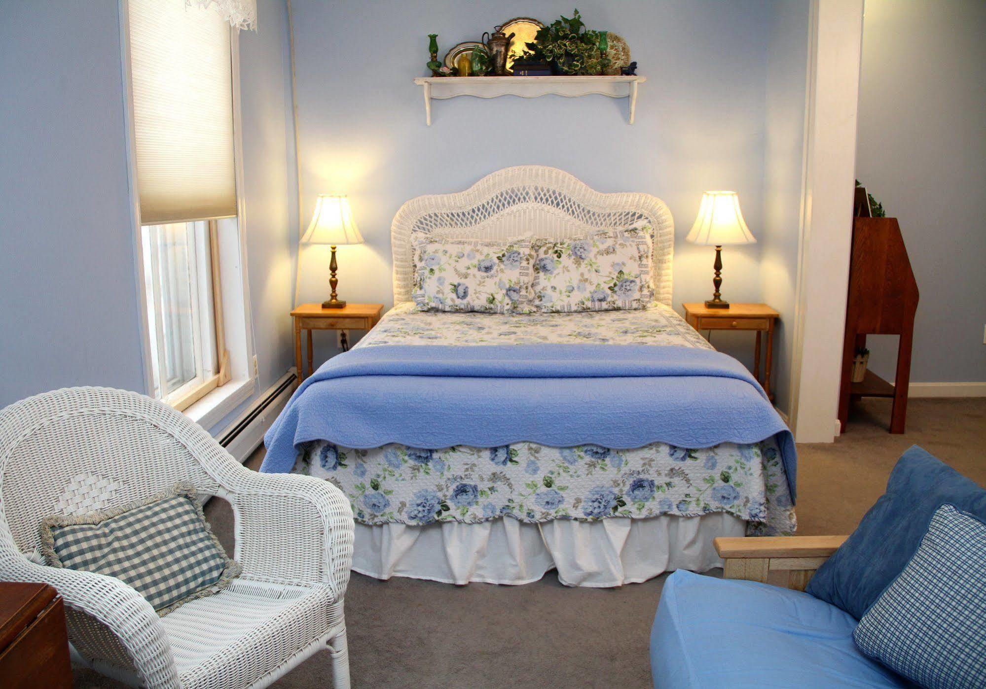 The Brewster Inn Dexter Bagian luar foto